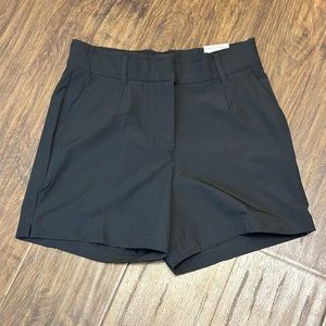 NWT Nike Womens Golf Shorts Black Small